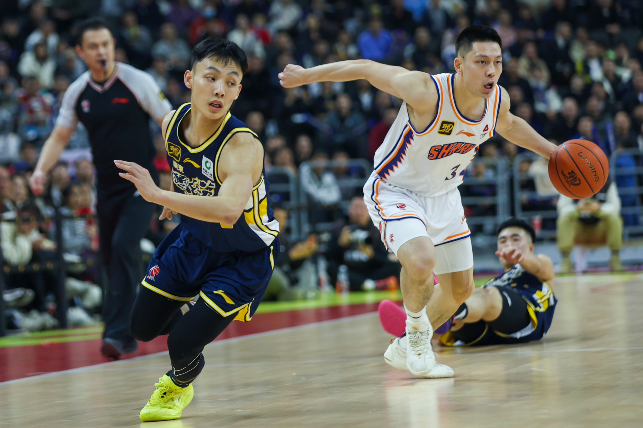 详细阅读:包含赛前浙江队备战中超犹他爵士止住颓势备战CBA常规赛,巴塞罗那窗口期手感冰凉看傻球迷的词条金年会体育入口 包含赛前浙江队备战中超犹他爵士止住颓势备战CBA常规赛,巴塞罗那窗口期手感冰凉看傻球迷的词条金年会体育入口